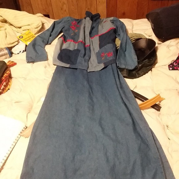 Vintage womens dresses - Picture 4 of 7